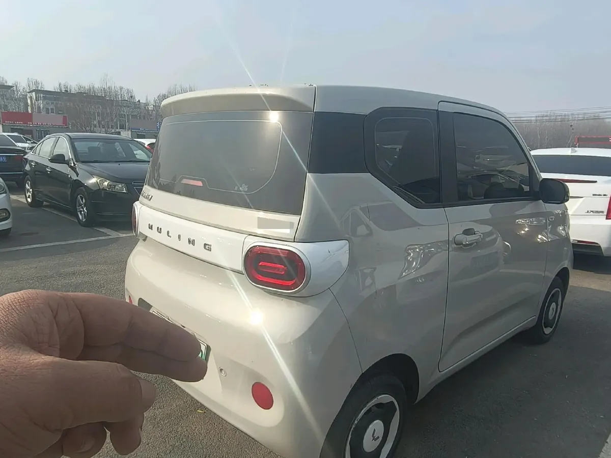 2024 WuLing HongGuang MINI EV BEV 17.3KWH,autocango,china used car exporter,china ev exporter,chinese used car exporter,chinese used ev exporter