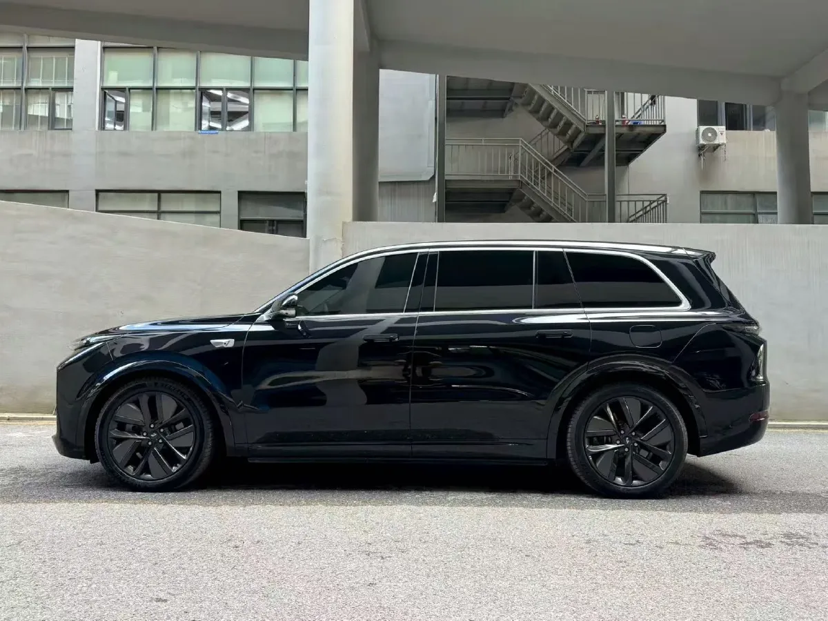 2024 Land Rover Range Rover Evoque 1.5T 200HP L3 8AT PHEV 15.5KWH,autocango,china used car exporter,china ev exporter,chinese used car exporter,chinese used ev exporter