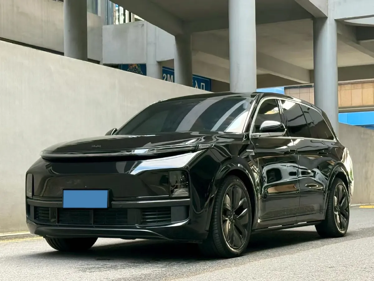 2024 Land Rover Range Rover Evoque 1.5T 200HP L3 8AT PHEV 15.5KWH,autocango,china used car exporter,china ev exporter,chinese used car exporter,chinese used ev exporter