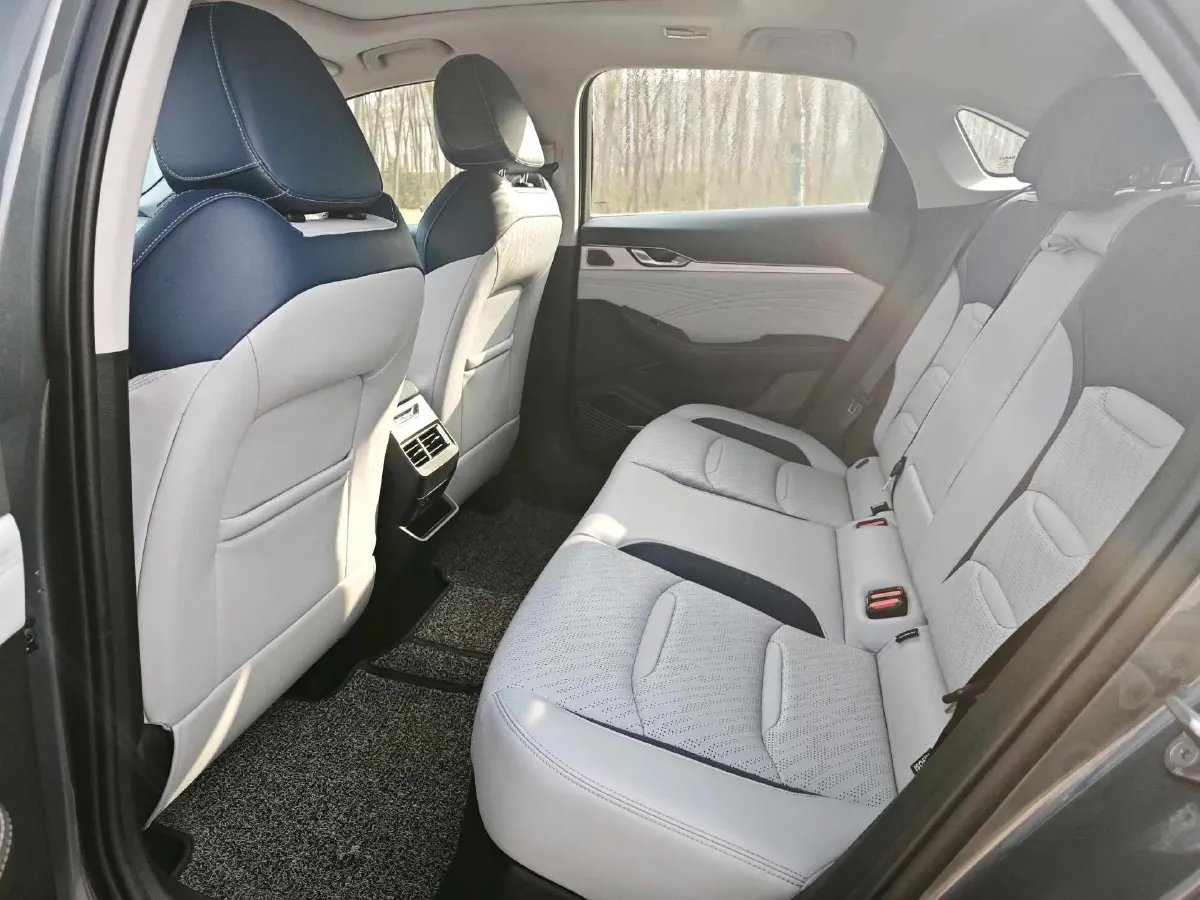 2020 Peugeot 408 1.6T 170HP L4 6AT,autocango,china used car exporter,china ev exporter,chinese used car exporter,chinese used ev exporter