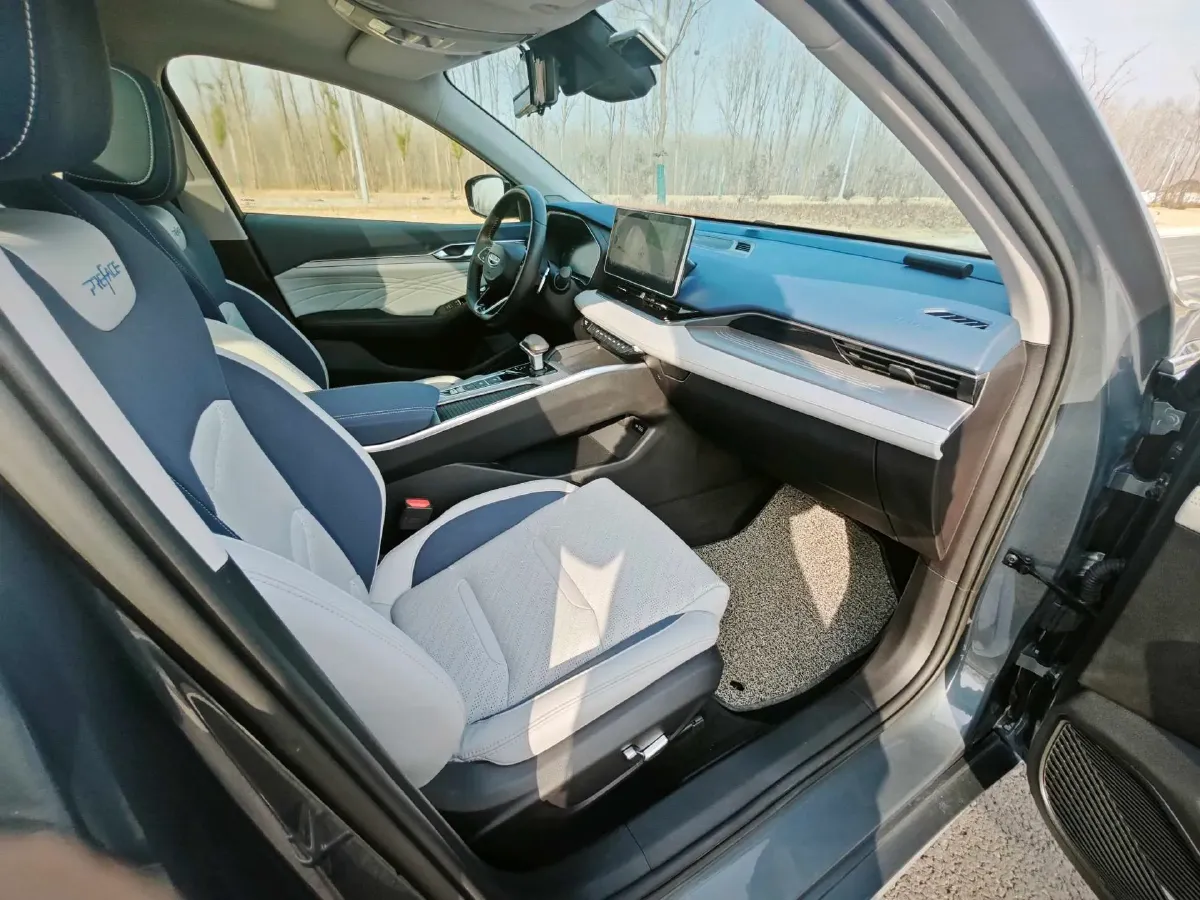 2020 Peugeot 408 1.6T 170HP L4 6AT,autocango,china used car exporter,china ev exporter,chinese used car exporter,chinese used ev exporter