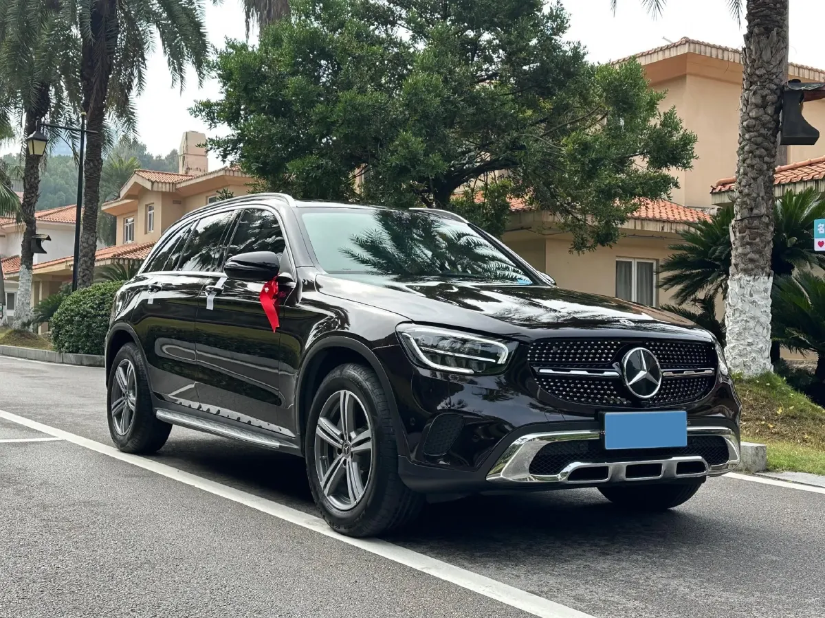 2021 Mercedes-Benz GLC Class 2.0T 197HP L4 9AT,autocango,china used car exporter,china ev exporter,chinese used car exporter,chinese used ev exporter