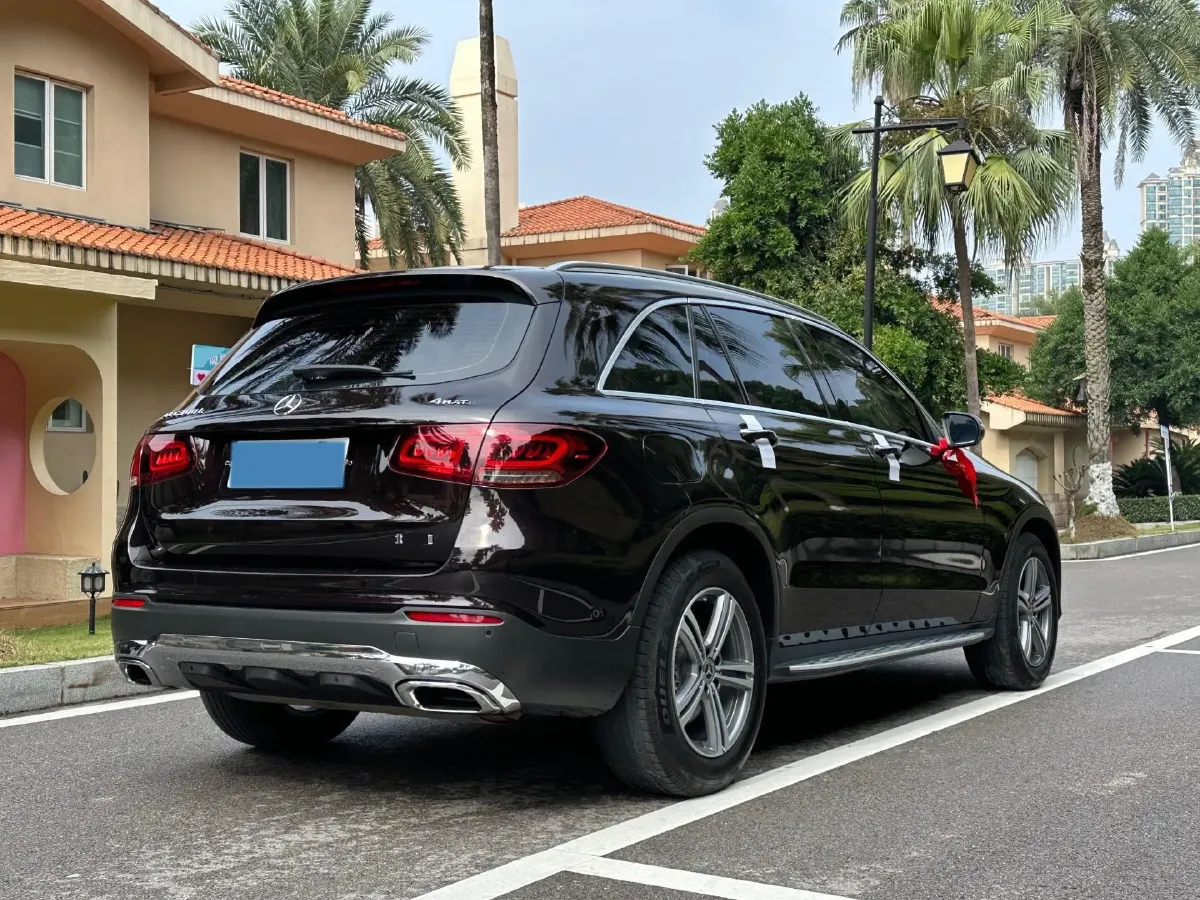 2021 Mercedes-Benz GLC Class 2.0T 197HP L4 9AT,autocango,china used car exporter,china ev exporter,chinese used car exporter,chinese used ev exporter