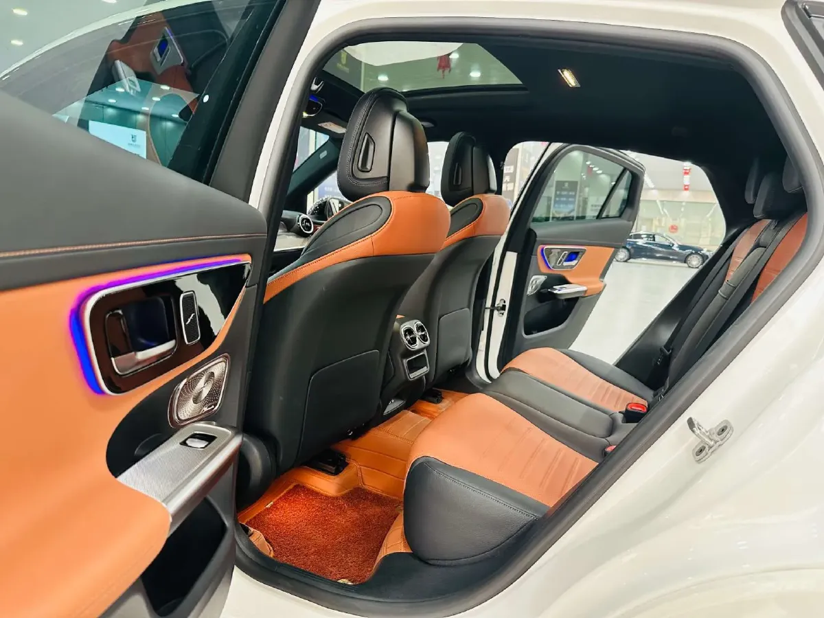 2024 Mercedes-Benz GLC Coupe 2.0T 204HP L4 9AT,autocango,china used car exporter,china ev exporter,chinese used car exporter,chinese used ev exporter