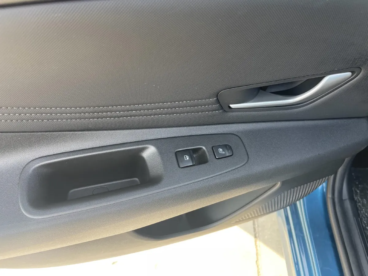 2023 Hyundai Elantra 1.5L 115HP L4 CVT,autocango,china used car exporter,china ev exporter,chinese used car exporter,chinese used ev exporter