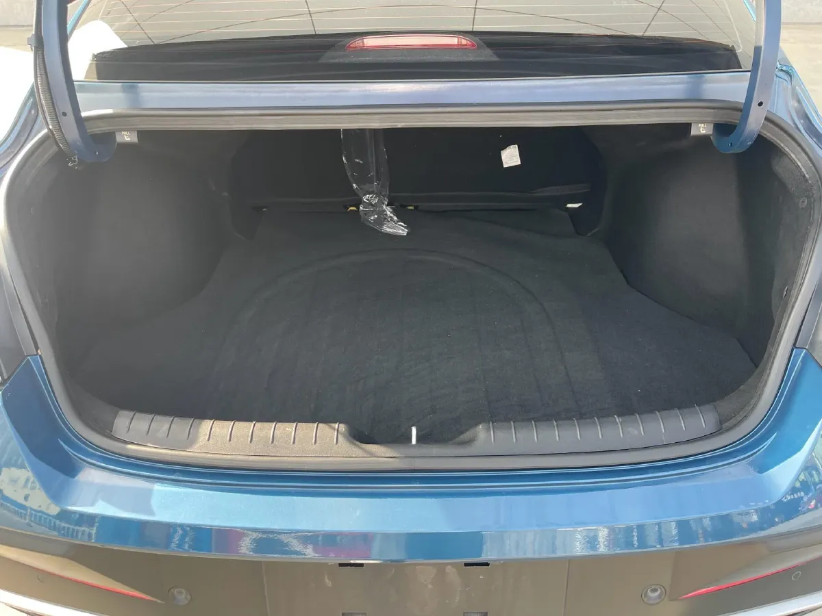 2023 Hyundai Elantra 1.5L 115HP L4 CVT,autocango,china used car exporter,china ev exporter,chinese used car exporter,chinese used ev exporter