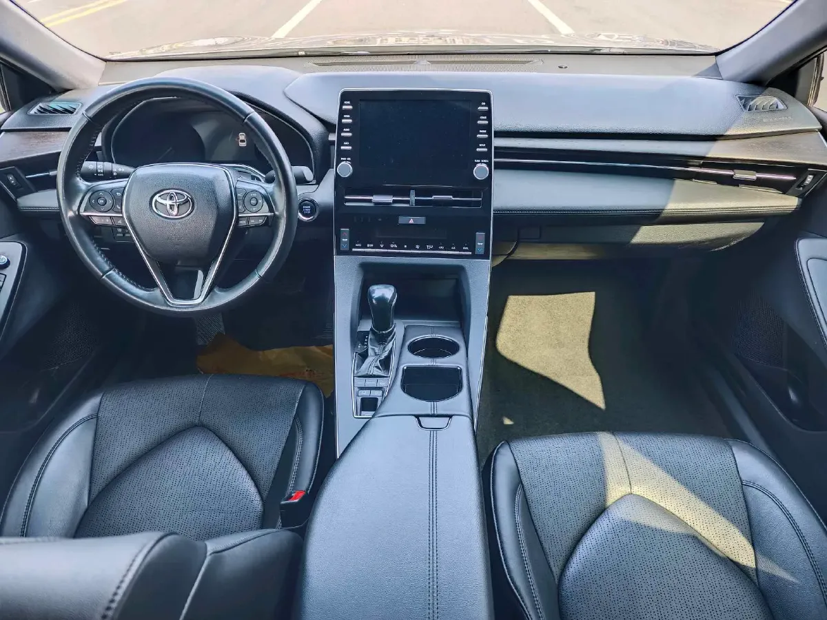 2022 Toyota Avalon 2.5L 209HP L4 8AT,autocango,china used car exporter,china ev exporter,chinese used car exporter,chinese used ev exporter