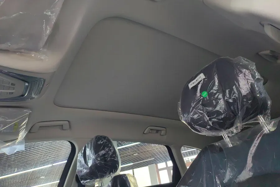 2024 Voyah FREE 1.5T 150HP L4 REEV 39.2KWH,autocango,china used car exporter,china ev exporter,chinese used car exporter,chinese used ev exporter