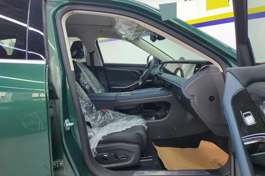 2024 Voyah FREE 1.5T 150HP L4 REEV 39.2KWH,autocango,china used car exporter,china ev exporter,chinese used car exporter,chinese used ev exporter