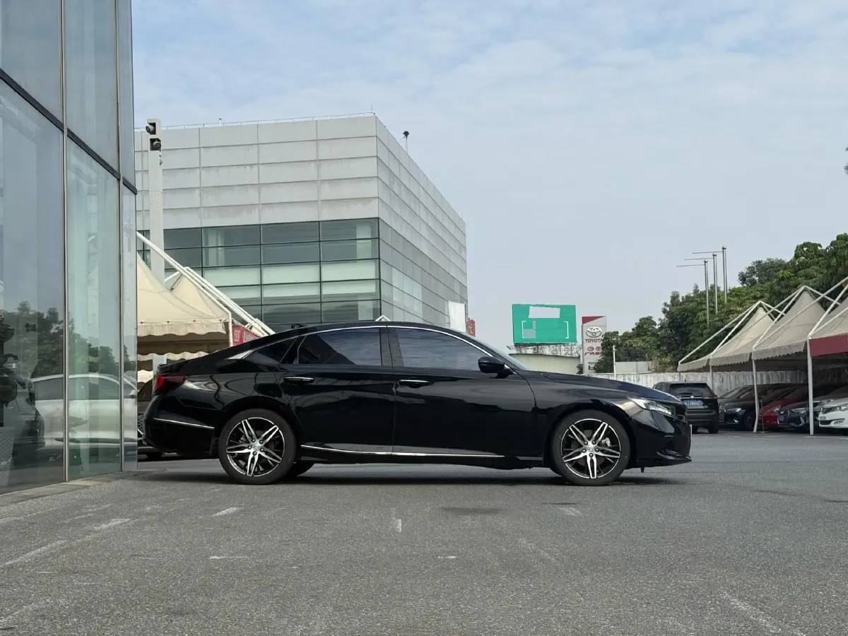 2022 Honda Accord 2.0L 146HP L4 E-CVT Hybrid,autocango,china used car exporter,china ev exporter,chinese used car exporter,chinese used ev exporter