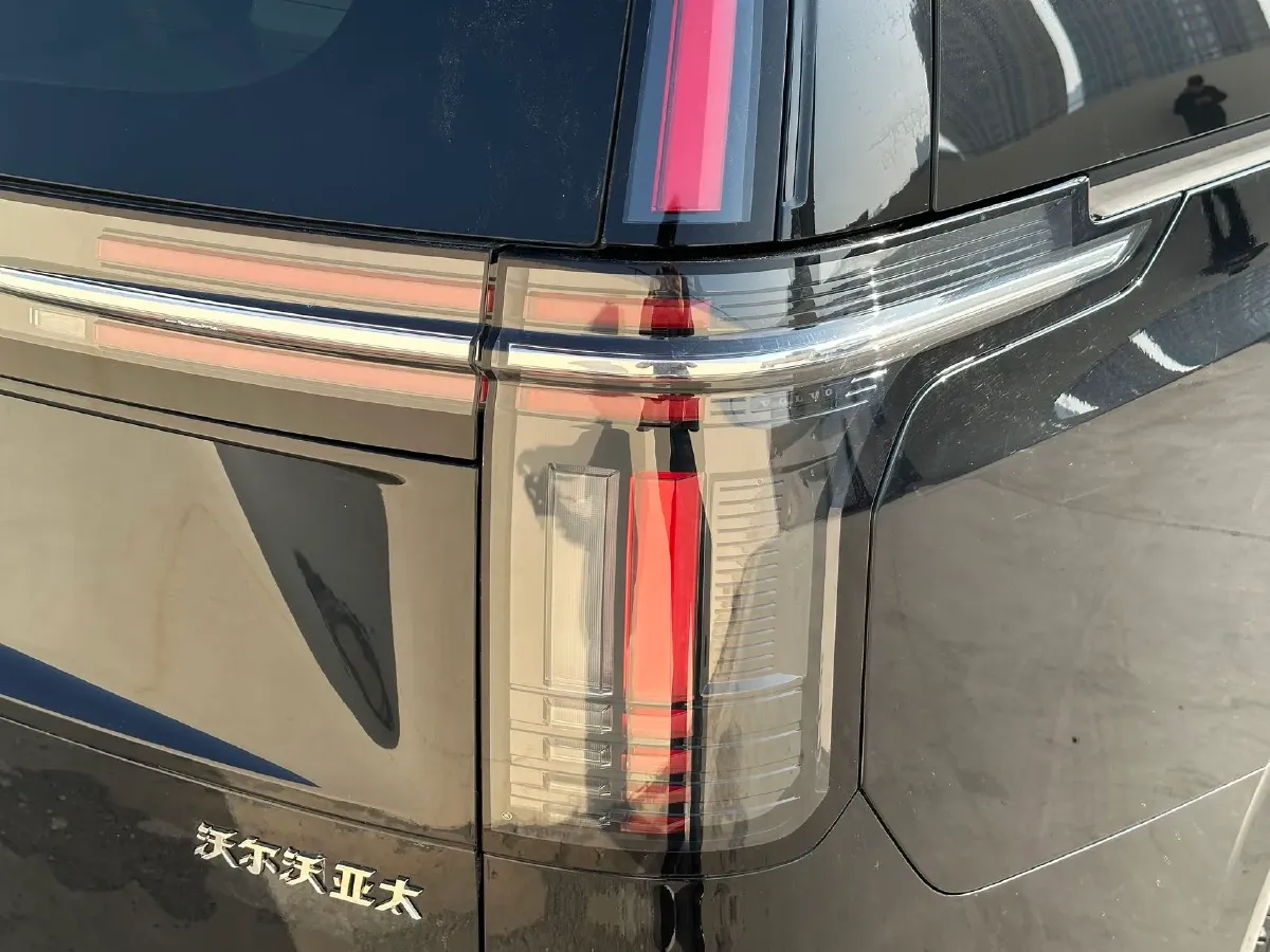 2025 Volvo EM90 BEV 116KWH,autocango,china used car exporter,china ev exporter,chinese used car exporter,chinese used ev exporter