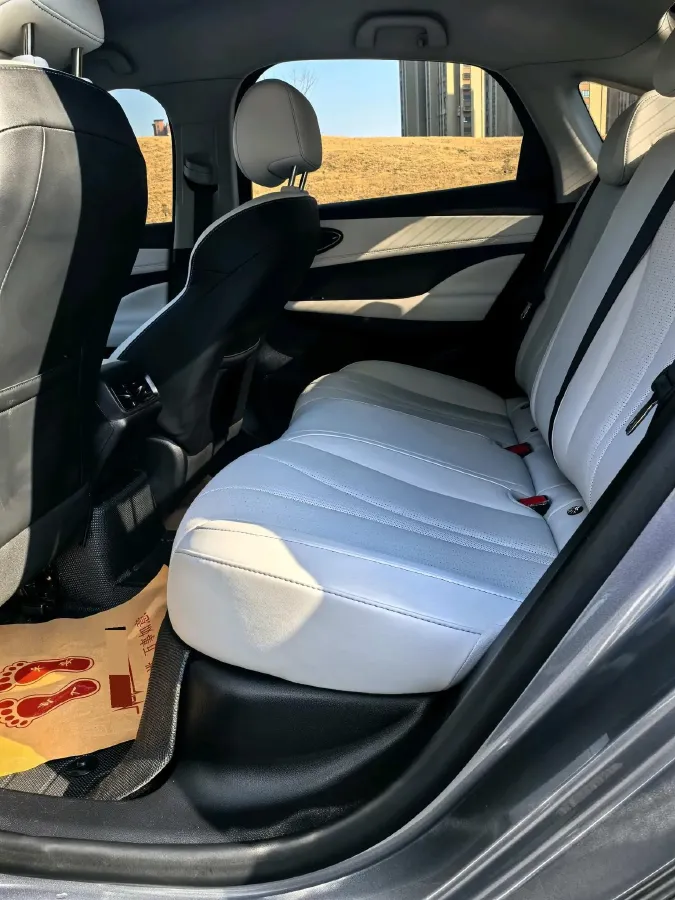 2025 BYD Seal05 DM-i 1.5L 101HP L4 E-CVT PHEV 7.68KWH,autocango,china used car exporter,china ev exporter,chinese used car exporter,chinese used ev exporter