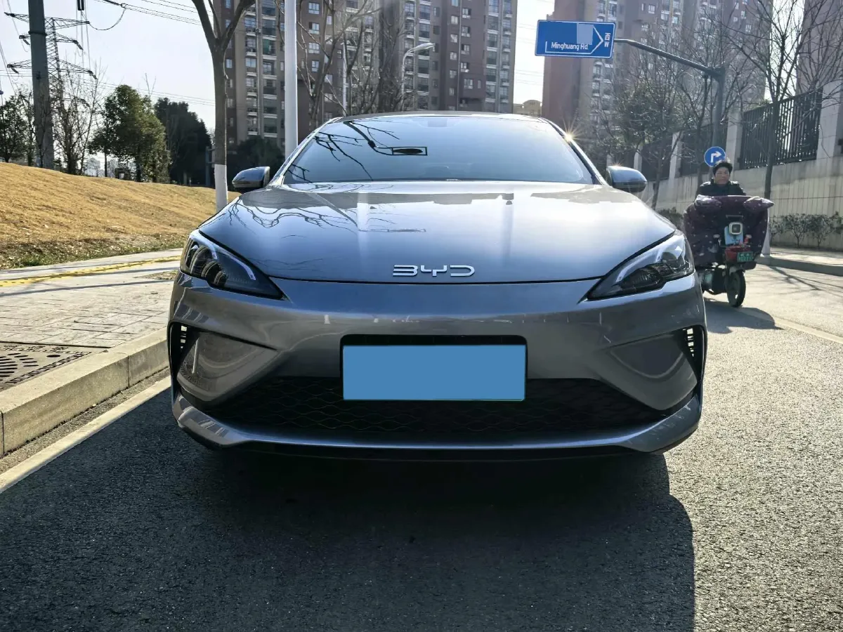 2025 BYD Seal05 DM-i 1.5L 101HP L4 E-CVT PHEV 7.68KWH,autocango,china used car exporter,china ev exporter,chinese used car exporter,chinese used ev exporter