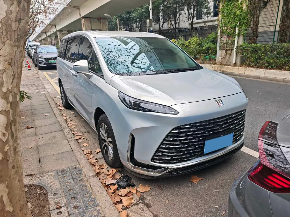 2025 Buick GL8 2.0T 237HP L4 9AT,autocango,china used car exporter,china ev exporter,chinese used car exporter,chinese used ev exporter