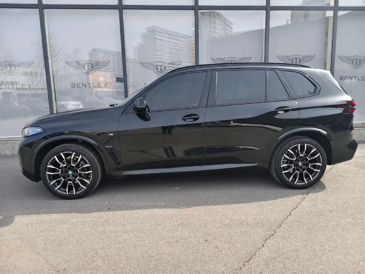 2023 BMW X5 3.0T 381HP L6 8AT,autocango,china used car exporter,china ev exporter,chinese used car exporter,chinese used ev exporter