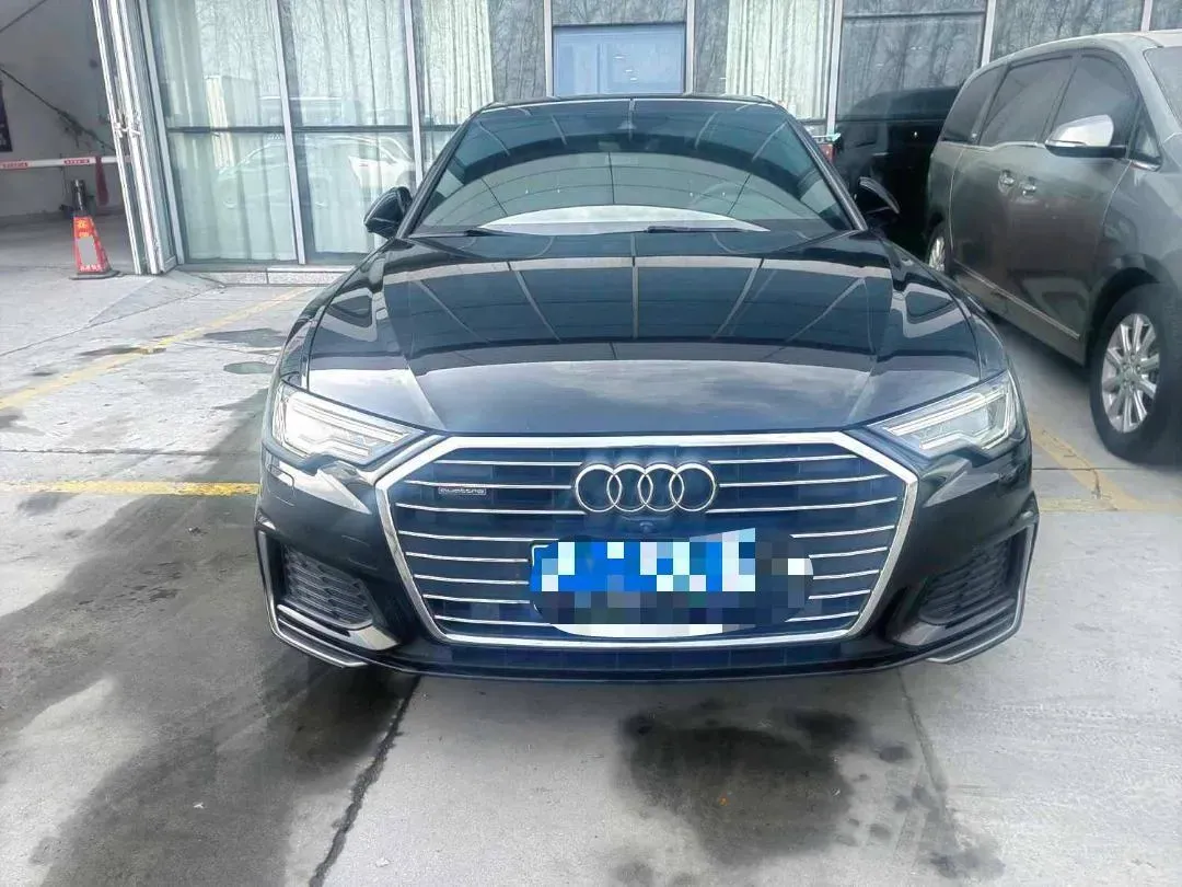 2020 Audi A6L 2.0T 224HP L4 7DCT,autocango,china used car exporter,china ev exporter,chinese used car exporter,chinese used ev exporter