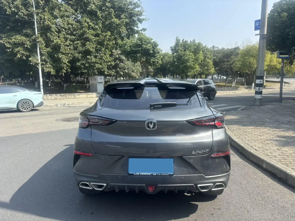 2020 ChangAn UNI-T 1.5T 180HP L4 7DCT,autocango,china used car exporter,china ev exporter,chinese used car exporter,chinese used ev exporter