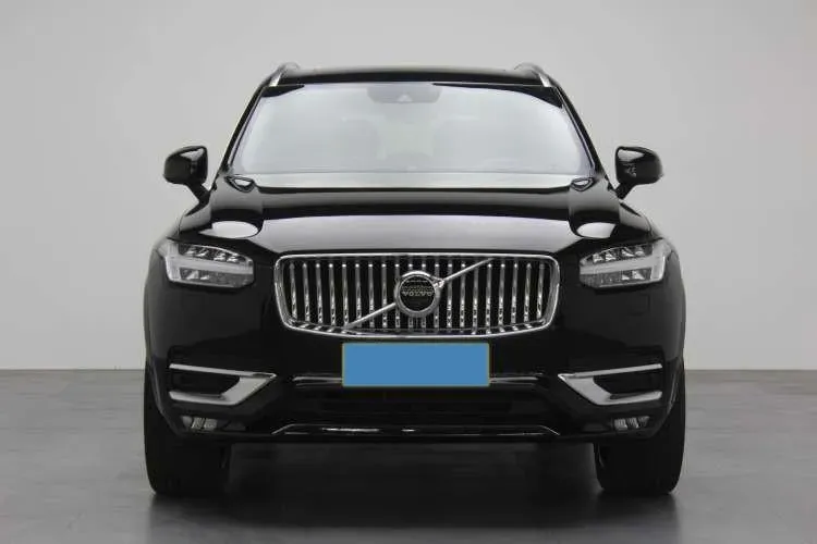 2021 Volvo XC90 2.0T 299HP L4 8AT,autocango,china used car exporter,china ev exporter,chinese used car exporter,chinese used ev exporter