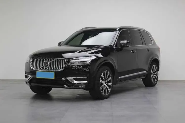2021 Volvo XC90 2.0T 299HP L4 8AT,autocango,china used car exporter,china ev exporter,chinese used car exporter,chinese used ev exporter