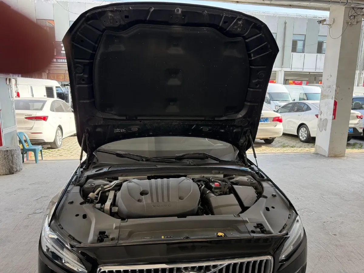 2021 Volvo S90 2.0T 250HP L4 8AT,autocango,china used car exporter,china ev exporter,chinese used car exporter,chinese used ev exporter