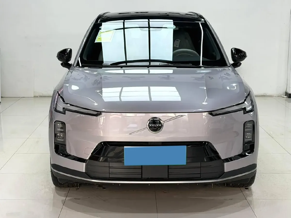 2026 Volvo XC70 PHEV 1.5T 156HP L4 3DHT PHEV,autocango,china used car exporter,china ev exporter,chinese used car exporter,chinese used ev exporter