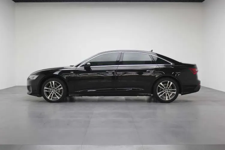 2019 Audi A6L 2.0T 190HP L4 7DCT,autocango,china used car exporter,china ev exporter,chinese used car exporter,chinese used ev exporter
