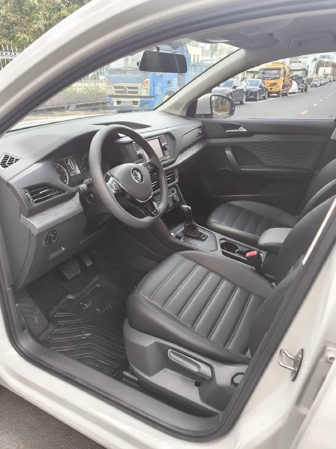 2019 Jeep Compass 1.4T 165HP L4 7DCT,autocango,china used car exporter,china ev exporter,chinese used car exporter,chinese used ev exporter