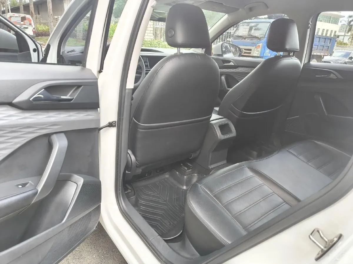 2019 Jeep Compass 1.4T 165HP L4 7DCT,autocango,china used car exporter,china ev exporter,chinese used car exporter,chinese used ev exporter