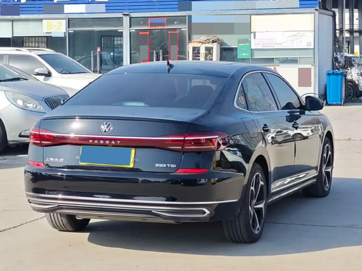 2023 Volkswagen Passat 2.0T 186HP L4 7DCT,autocango,china used car exporter,china ev exporter,chinese used car exporter,chinese used ev exporter