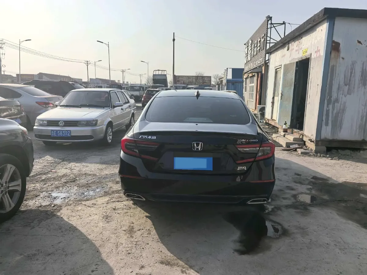 2022 Honda Accord 1.5T 194HP L4 CVT,autocango,china used car exporter,china ev exporter,chinese used car exporter,chinese used ev exporter
