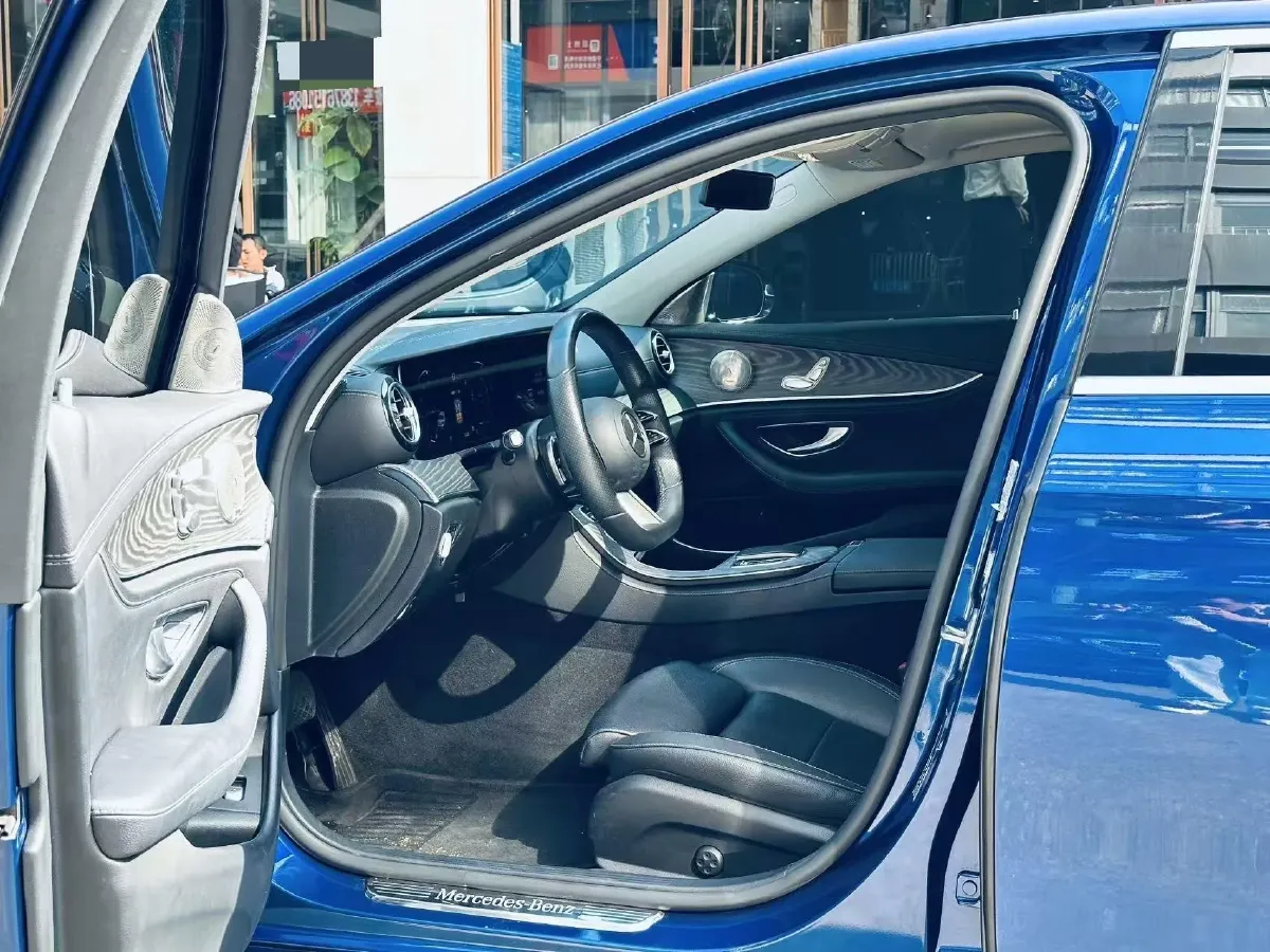 2021 Mercedes-Benz E Class 1.5T 184HP L4 9AT,autocango,china used car exporter,china ev exporter,chinese used car exporter,chinese used ev exporter