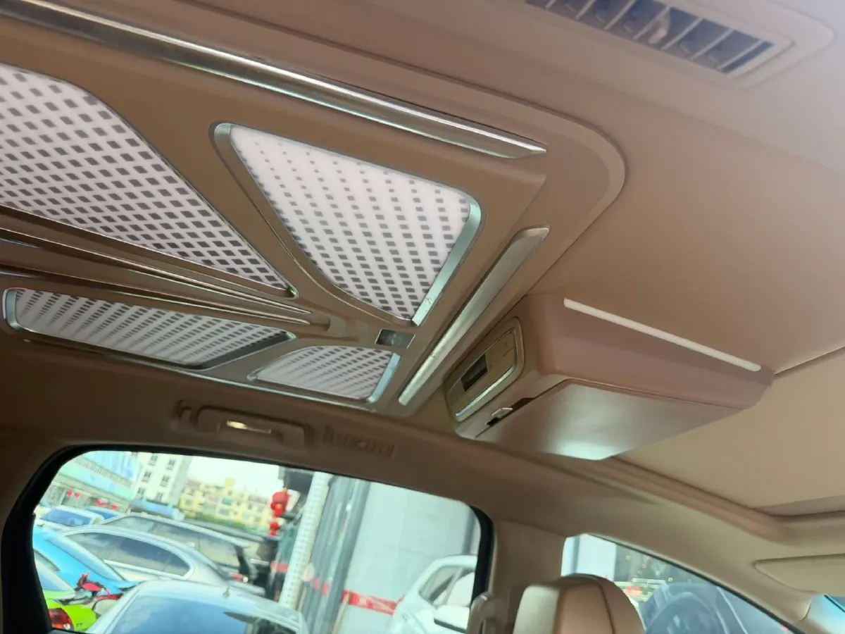 2021 Buick GL8 2.0T 237HP L4 9AT,autocango,china used car exporter,china ev exporter,chinese used car exporter,chinese used ev exporter