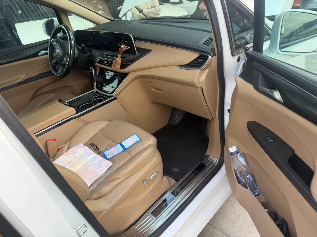 2021 Buick GL8 2.0T 237HP L4 9AT,autocango,china used car exporter,china ev exporter,chinese used car exporter,chinese used ev exporter