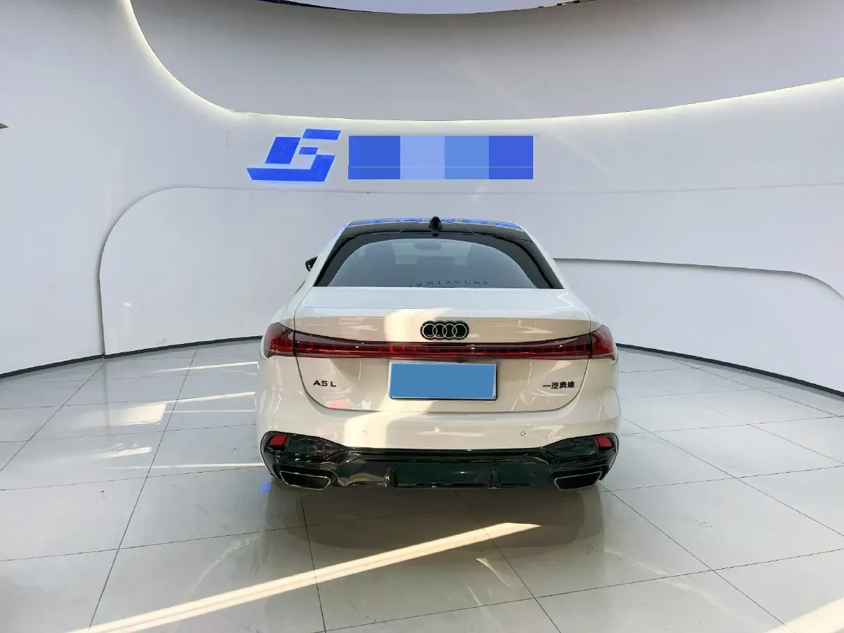 2026 Audi A5L 2.0T 204HP L4 7DCT,autocango,china used car exporter,china ev exporter,chinese used car exporter,chinese used ev exporter