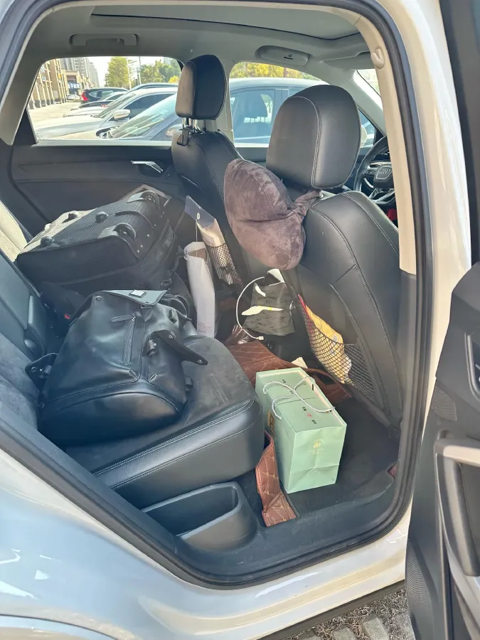 2021 Audi Q3 1.4T 150HP L4 7DCT,autocango,china used car exporter,china ev exporter,chinese used car exporter,chinese used ev exporter