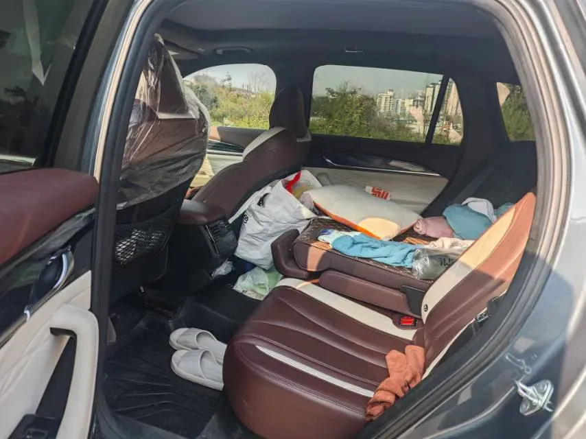 2021 Geely Monjaro 2.0T 238HP L4 8AT,autocango,china used car exporter,china ev exporter,chinese used car exporter,chinese used ev exporter