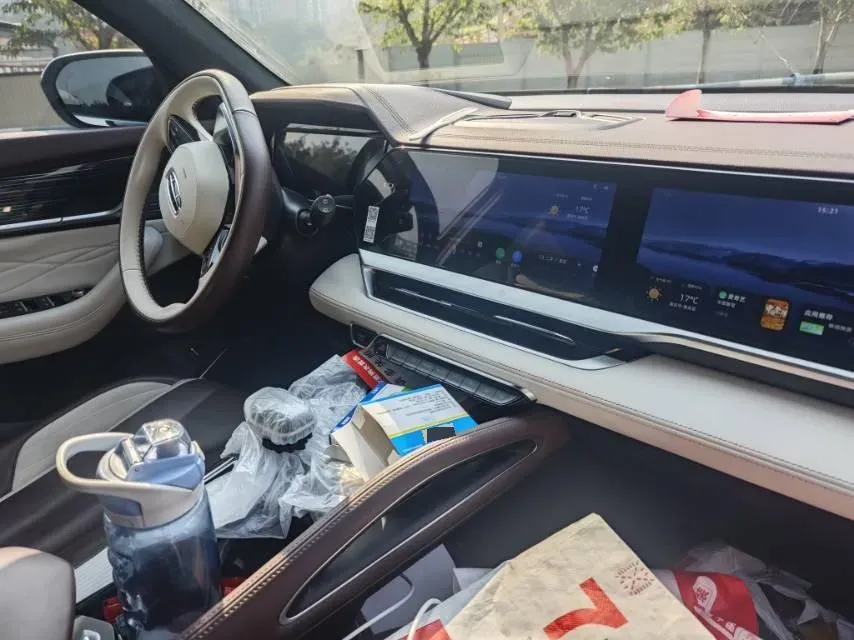 2021 Geely Monjaro 2.0T 238HP L4 8AT,autocango,china used car exporter,china ev exporter,chinese used car exporter,chinese used ev exporter