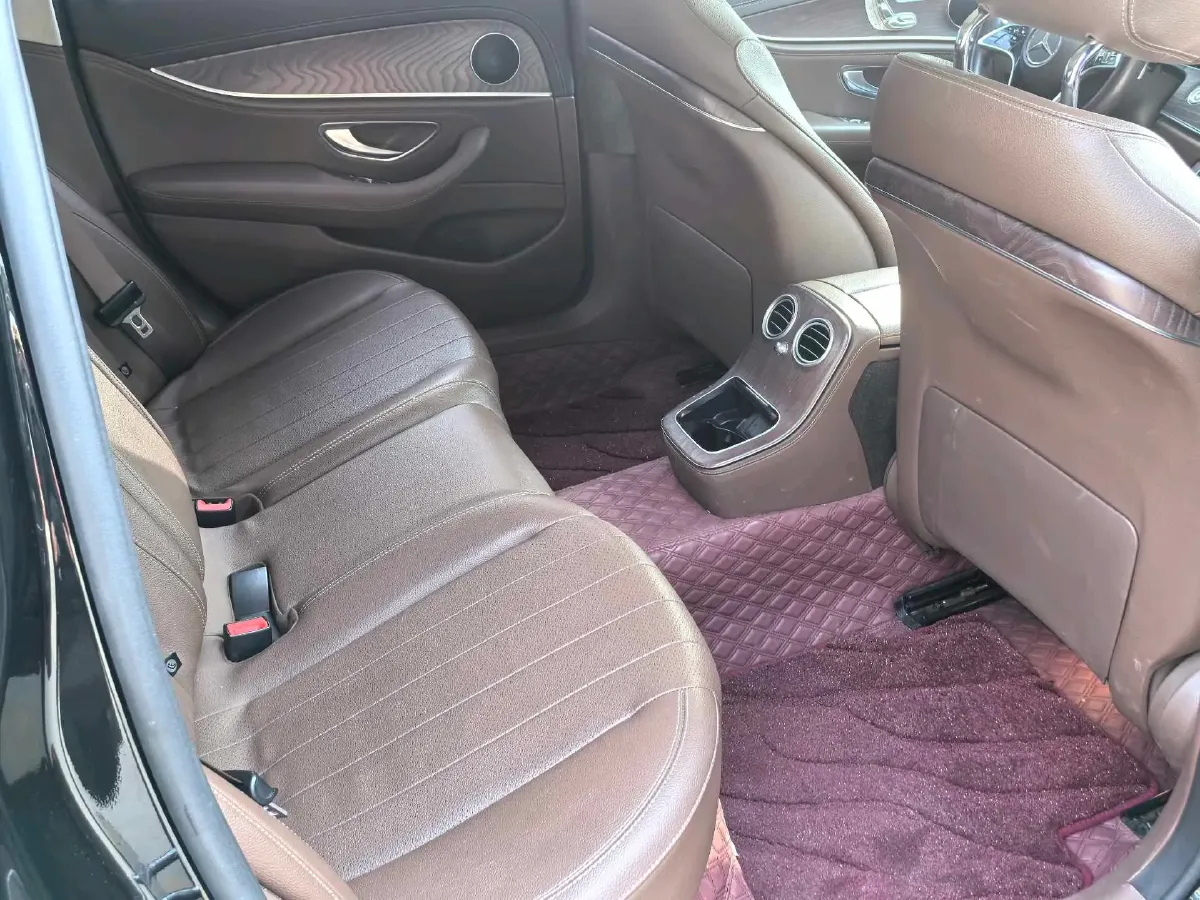 2021 Mercedes-Benz E Class 2.0T 258HP L4 9AT,autocango,china used car exporter,china ev exporter,chinese used car exporter,chinese used ev exporter