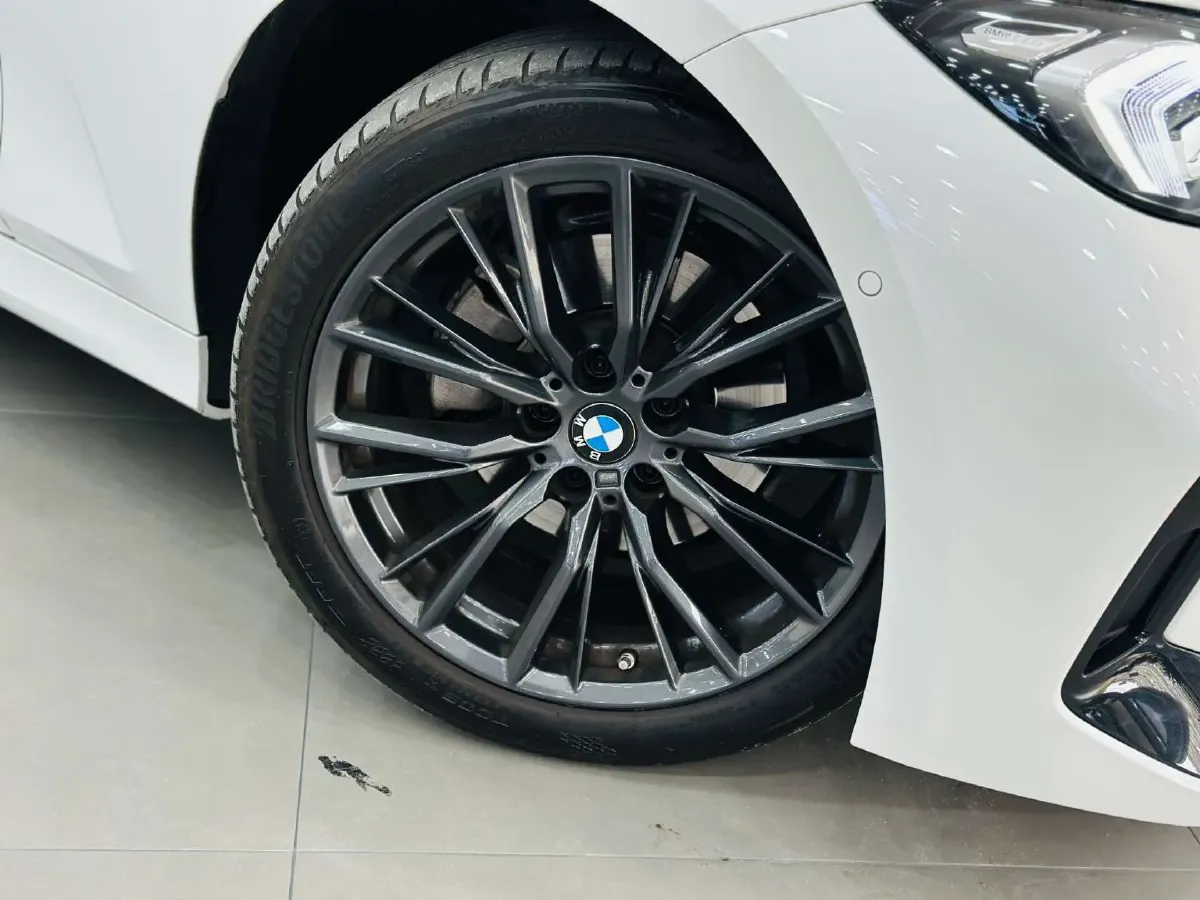 2023 BMW 3 Series 2.0T 184HP L4 8AT,autocango,china used car exporter,china ev exporter,chinese used car exporter,chinese used ev exporter