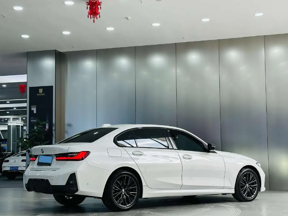 2023 BMW 3 Series 2.0T 184HP L4 8AT,autocango,china used car exporter,china ev exporter,chinese used car exporter,chinese used ev exporter