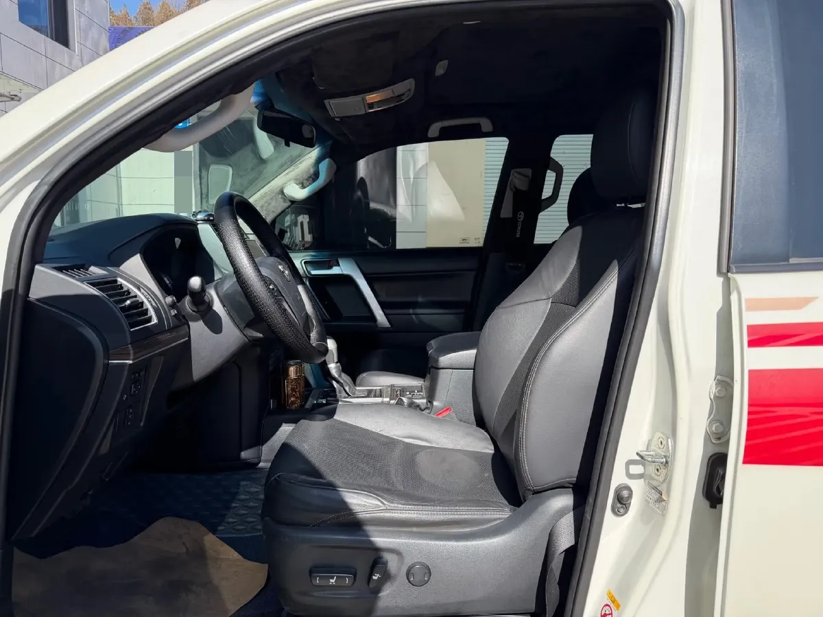 2019 Toyota Land Cruiser Prado 3.5L 280HP V6 6AT,autocango,china used car exporter,china ev exporter,chinese used car exporter,chinese used ev exporter