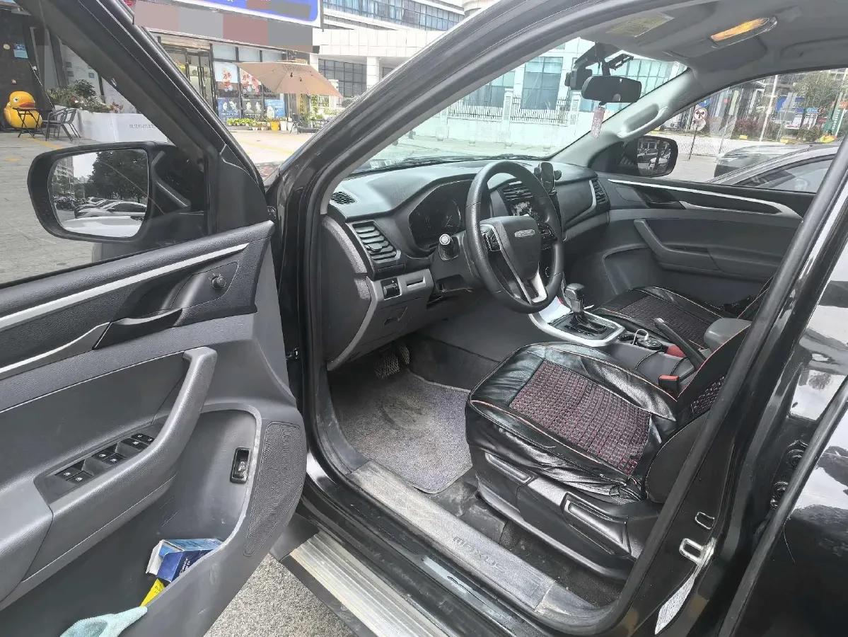 2020 MAXUS T70 2.0T 163HP L4 6AT,autocango,china used car exporter,china ev exporter,chinese used car exporter,chinese used ev exporter