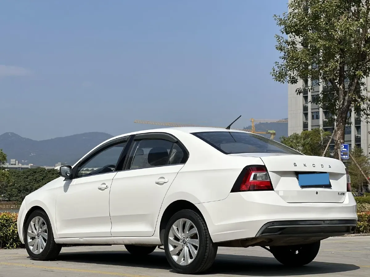 2019 Skoda Rapid 1.5L 112HP L4 6AT,autocango,china used car exporter,china ev exporter,chinese used car exporter,chinese used ev exporter