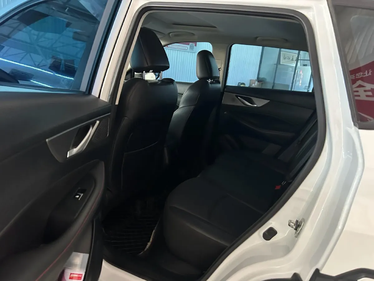 2021 ChangAn CS35 Plus 1.4T 160HP L4 7DCT,autocango,china used car exporter,china ev exporter,chinese used car exporter,chinese used ev exporter