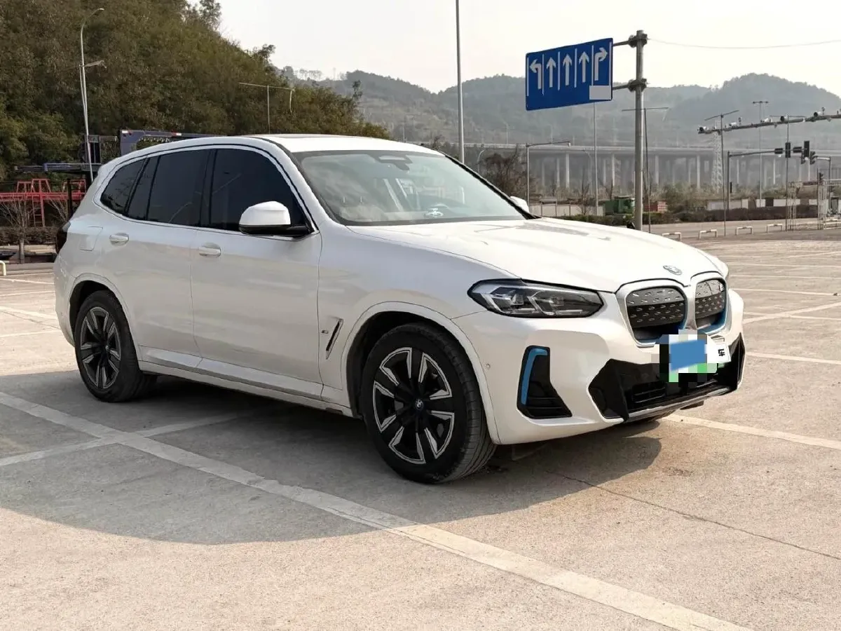 2022 BMW iX3 BEV 80KWH,autocango,china used car exporter,china ev exporter,chinese used car exporter,chinese used ev exporter