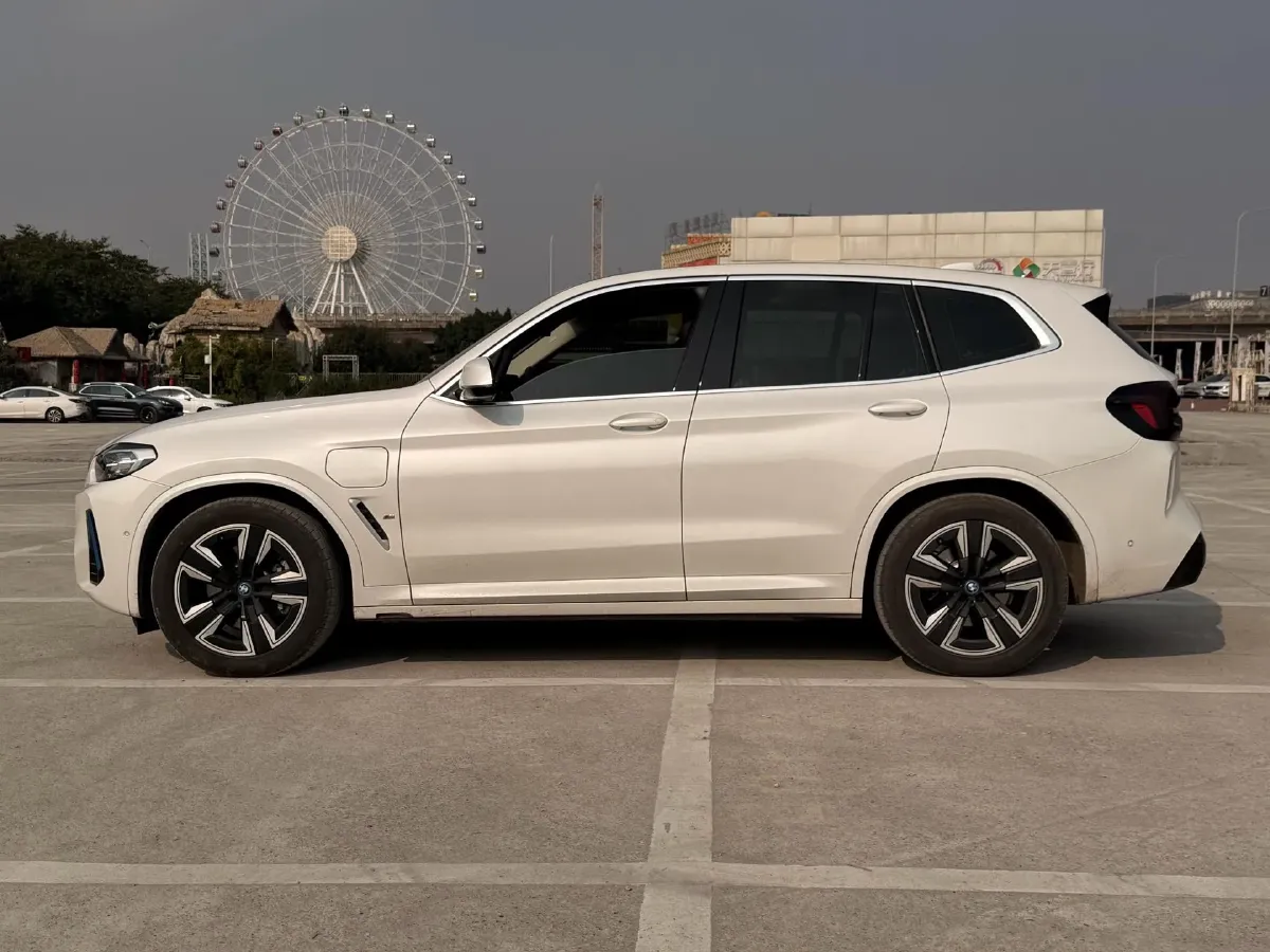 2022 BMW iX3 BEV 80KWH,autocango,china used car exporter,china ev exporter,chinese used car exporter,chinese used ev exporter