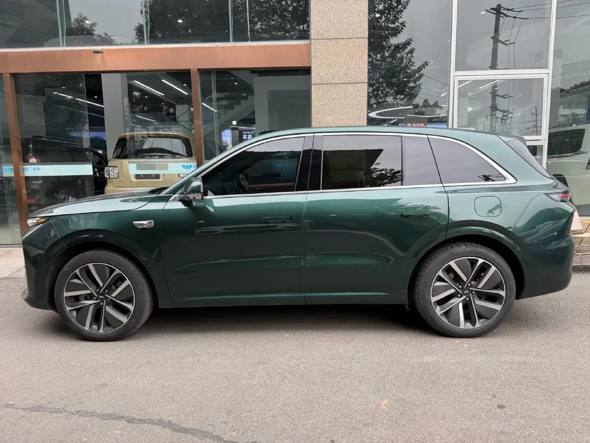 2024 Li L6 Range Extended 154HP L4 REEV 36.8KWH,autocango,china used car exporter,china ev exporter,chinese used car exporter,chinese used ev exporter