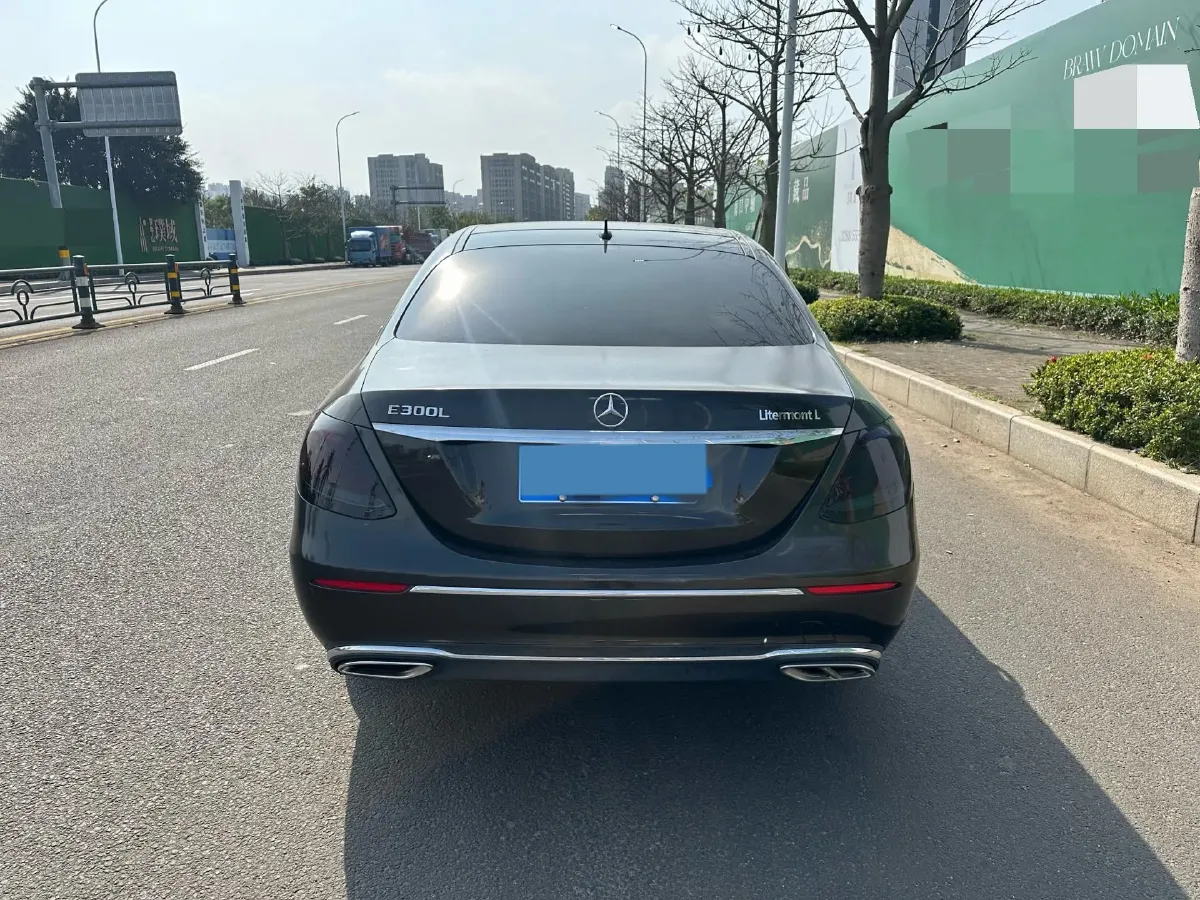 2020 Mercedes-Benz E Class 1.5T 184HP L4 9AT,autocango,china used car exporter,china ev exporter,chinese used car exporter,chinese used ev exporter