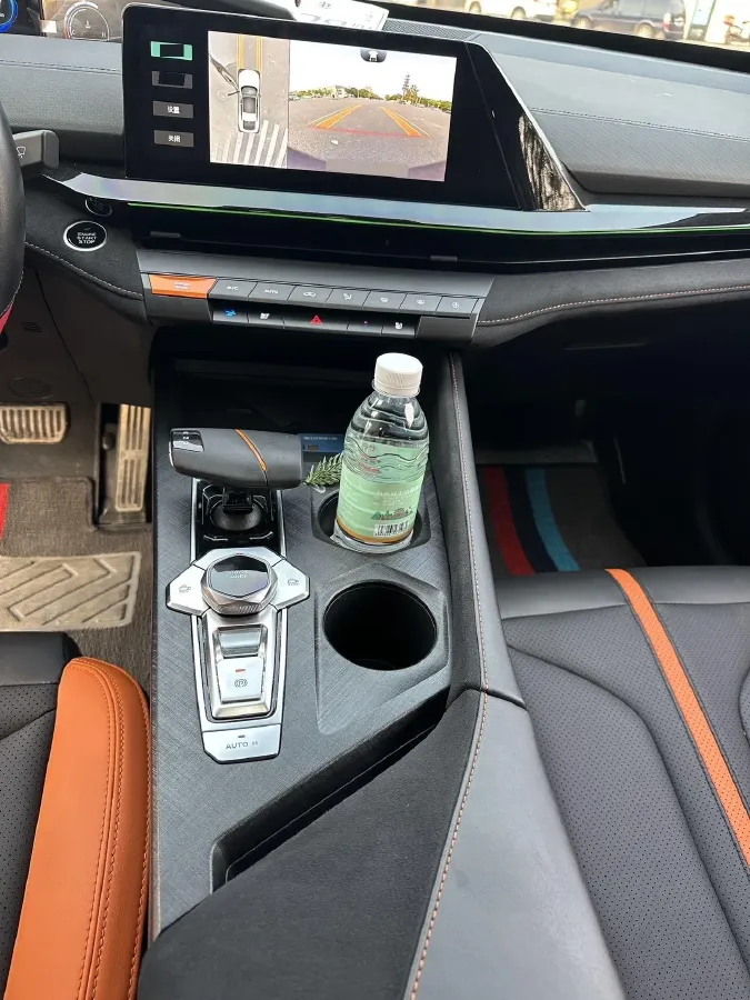 2024 ChangAn UNI-V 1.5T 188HP L4 7DCT,autocango,china used car exporter,china ev exporter,chinese used car exporter,chinese used ev exporter