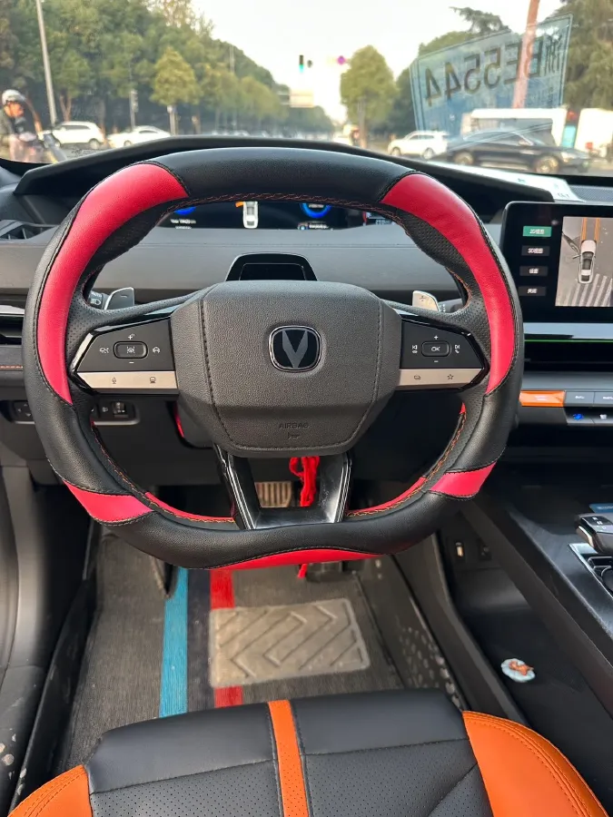 2024 ChangAn UNI-V 1.5T 188HP L4 7DCT,autocango,china used car exporter,china ev exporter,chinese used car exporter,chinese used ev exporter